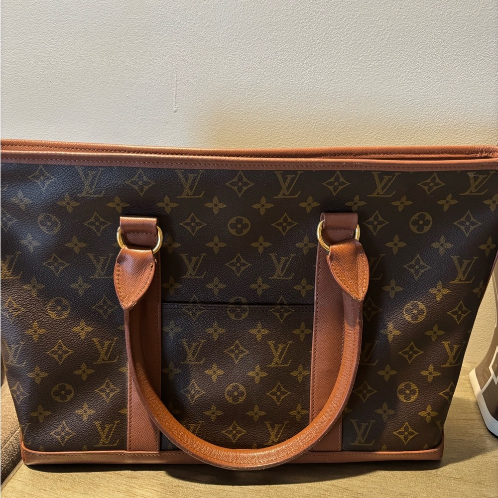 Louis Vuitton Brown Monogram Weekend Sac Tote Bag authentic with COA!